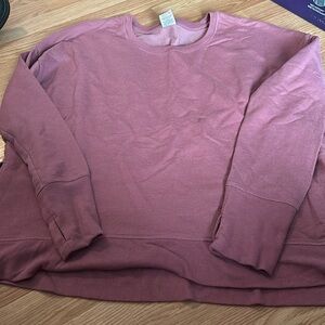 Women’s Athletic Top